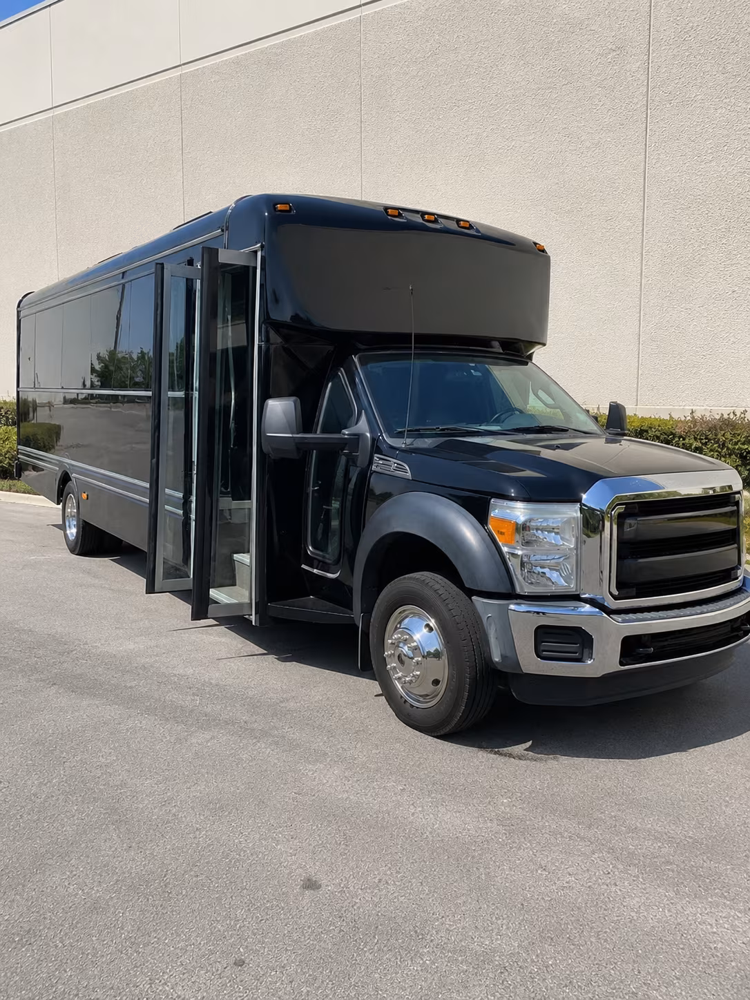 Atlanta Birthday, Sweet 16, & Quinceañera Party Bus Rentals