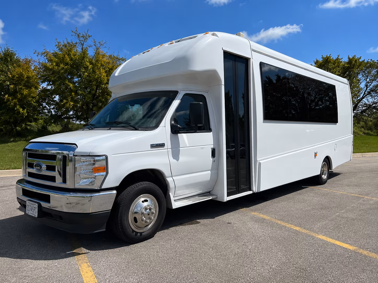 Dunwoody Winery Tour & Pub Crawl Transportation