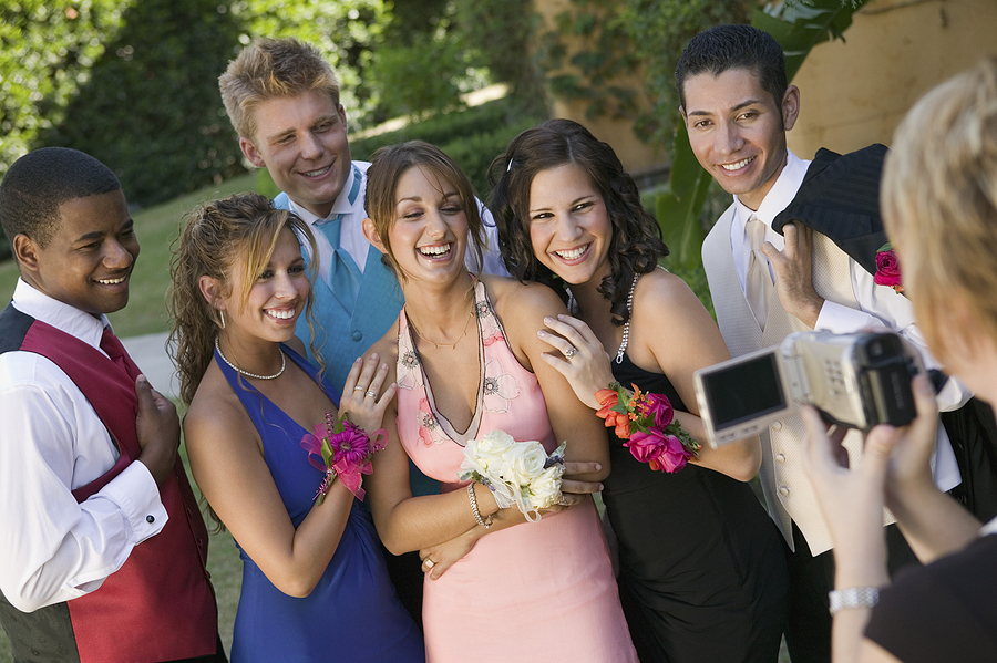Homecoming & Prom Limo & Party Bus Rental