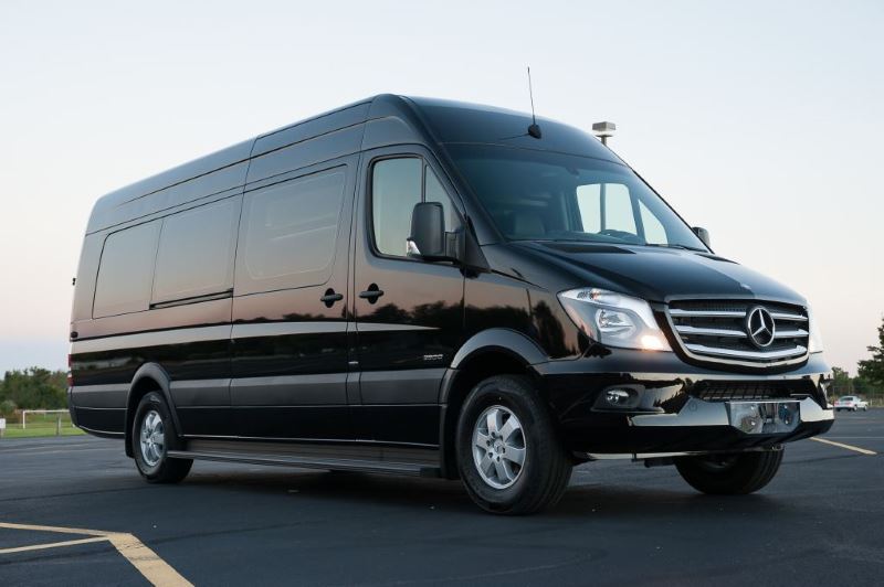 Savannah 14 Passenger Sprinter Bus